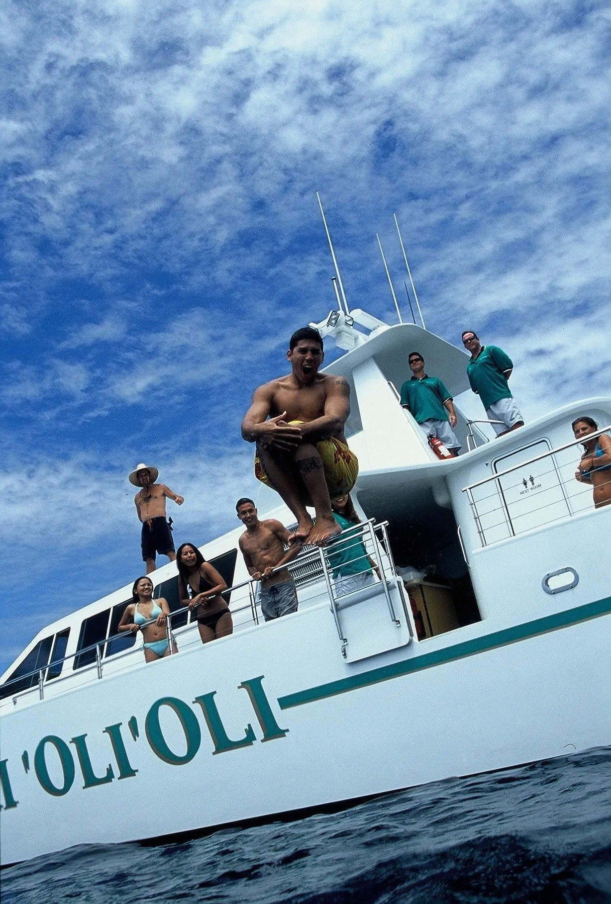 Kai ʻOliʻOli against the coastline